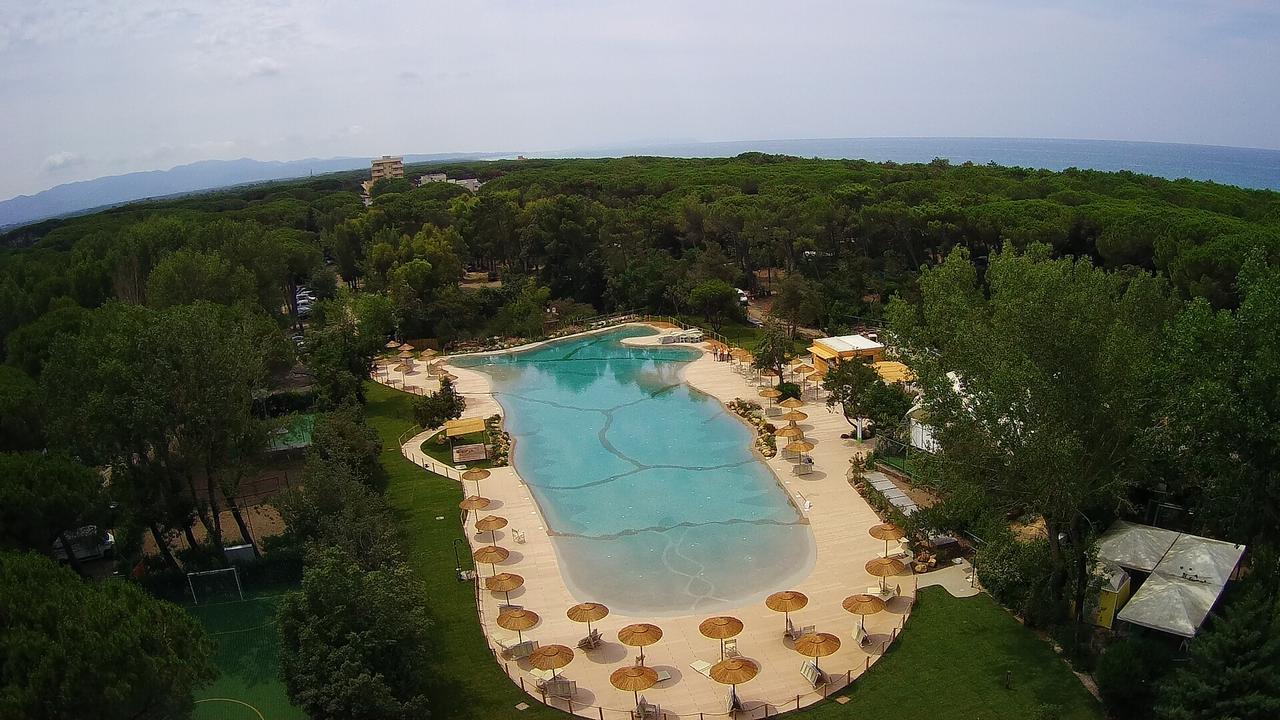 Le Esperidi Camping Ecoresort มารินา ดิ บิบโบนา ภายนอก รูปภาพ